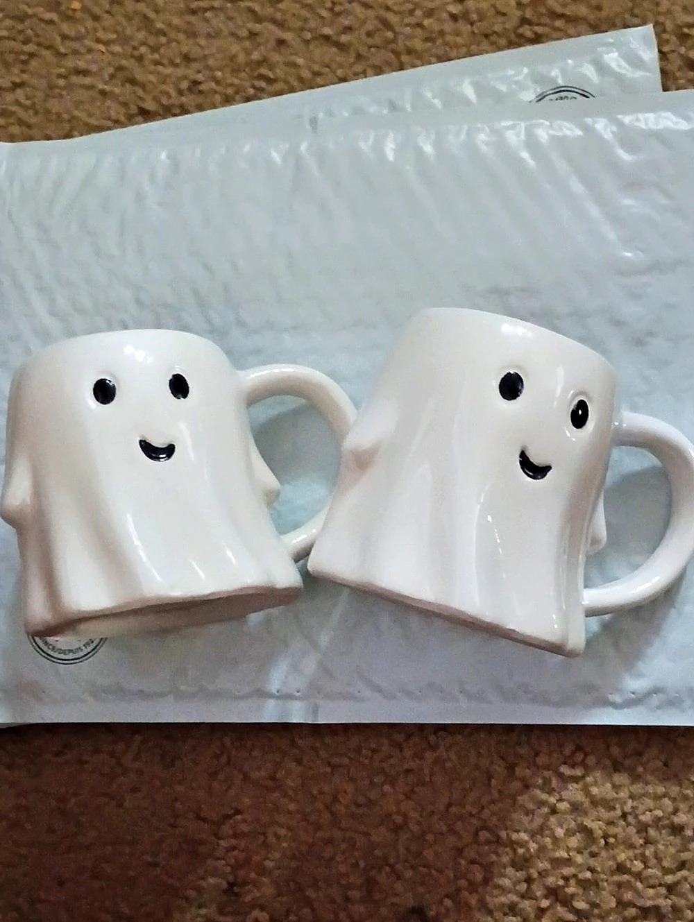 12 OZ .Royal Norfolk Ghost Mug Set of 2 White Ghost Mugs.NWT